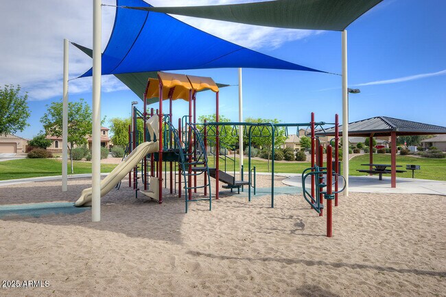 Building Photo - 40304 W Hayden Dr