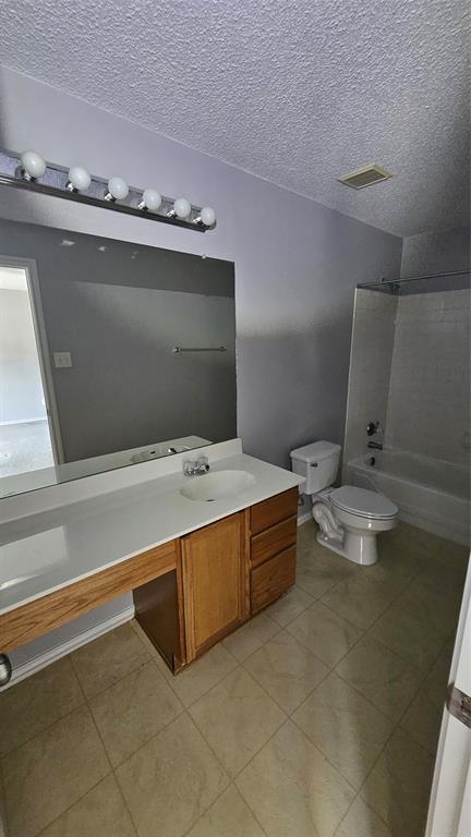 Building Photo - 3210 Settlement Dr