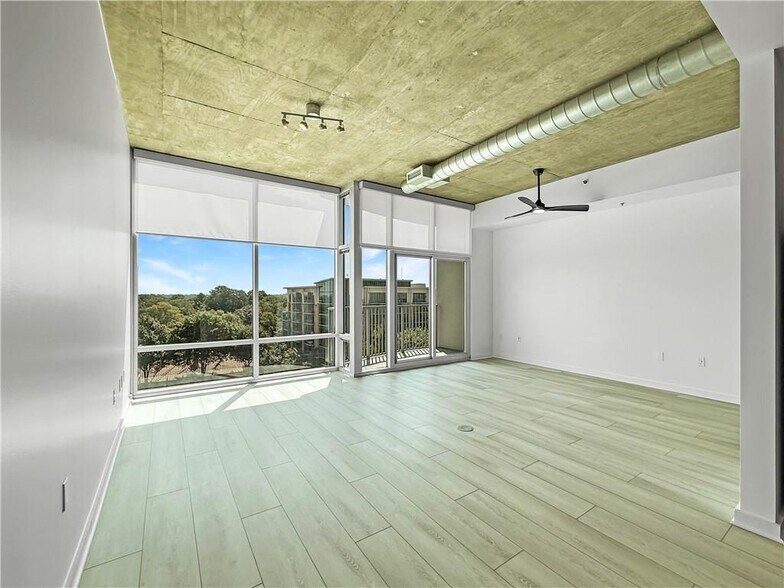 Building Photo - 923 Peachtree St NE