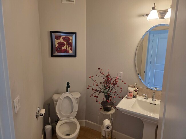 Building Photo - 540 Wilderness Peak Dr NW