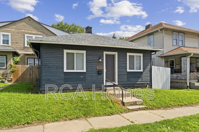 Primary Photo - 3836 E Michigan St