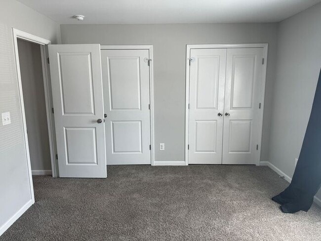 Building Photo - 2 bedroom 2.5 bath Townhouse in Hope Mills