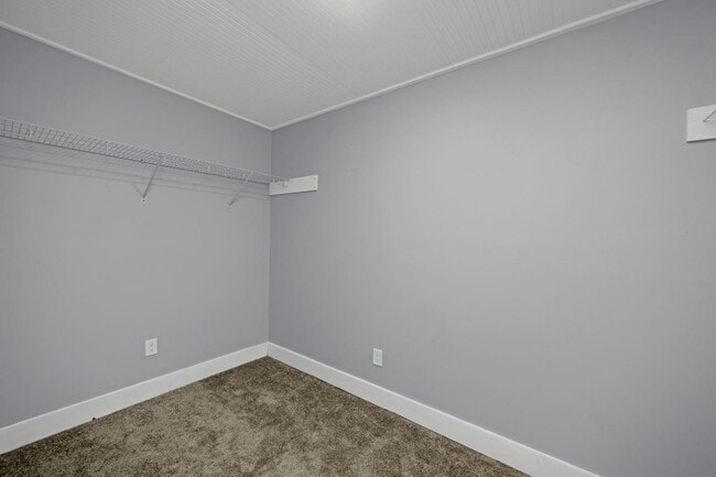 Building Photo - 104 Taylor Blvd