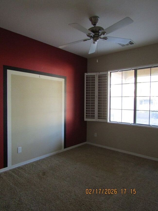 Building Photo - 4 Bedroom home gated community