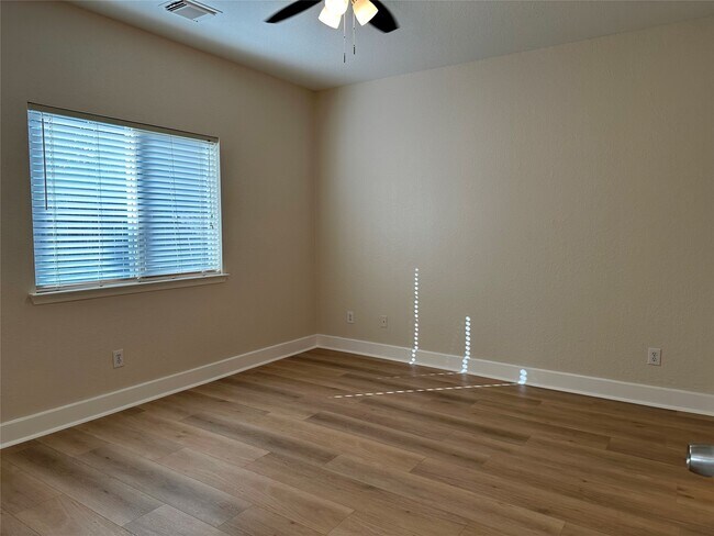 Building Photo - 7642 Chalk Hill