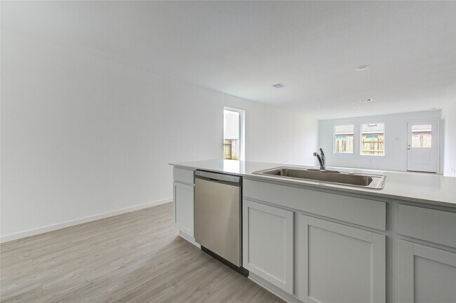 Building Photo - 26811 Prairie Smoke Ln