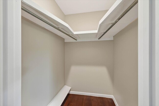 Building Photo - 3 Bedroom 3 Bath Home For Rent in Sango Area!