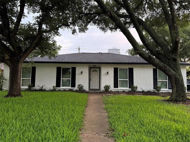 Primary Photo - 16602 David Glen Dr
