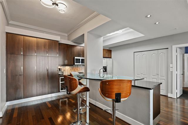 Building Photo - 3225 Turtle Creek Blvd