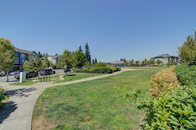 Building Photo - 2Bd/2.25Ba Mill Creek Townhouse