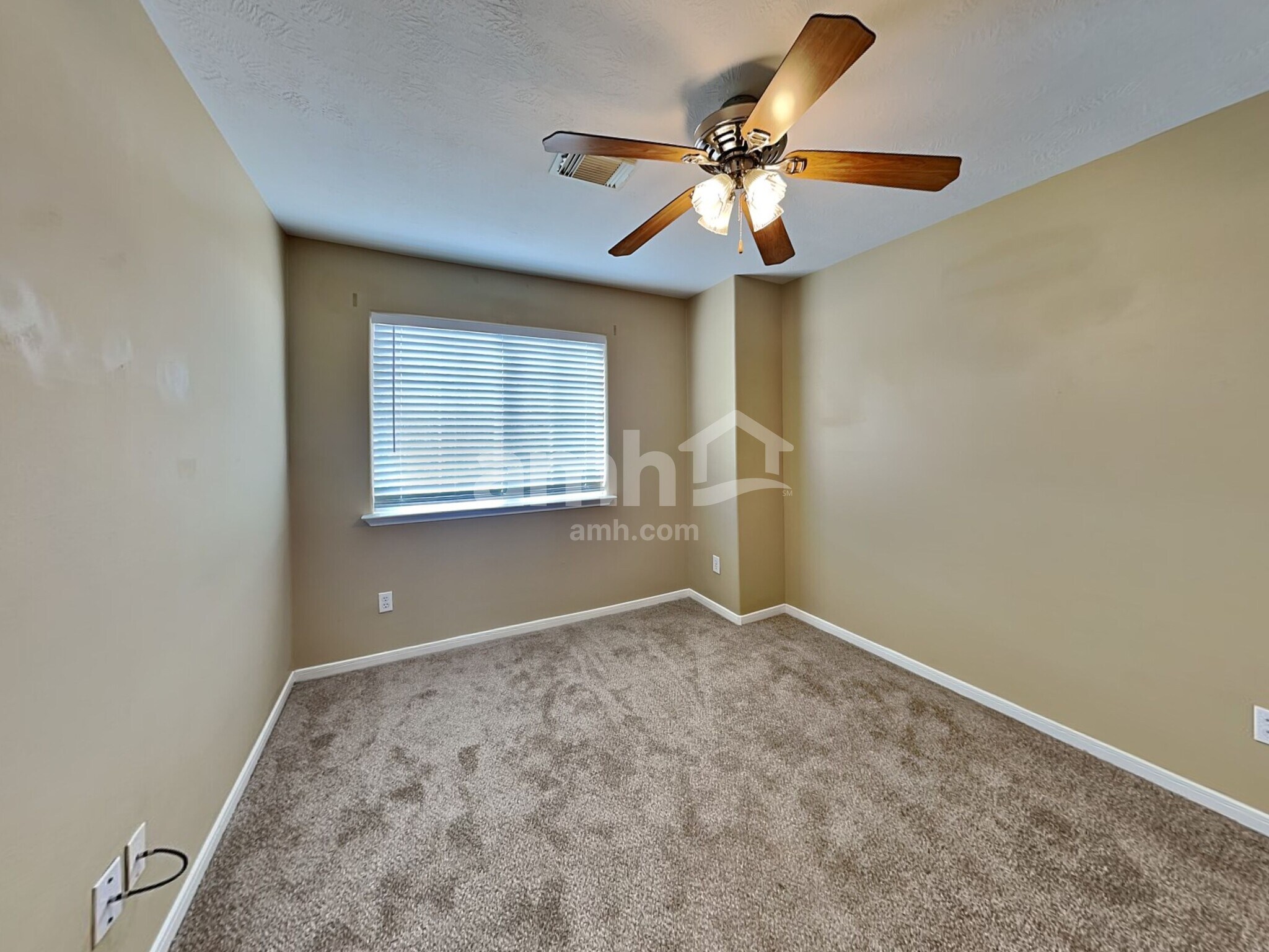 Building Photo - 8002 Ginger Park Dr