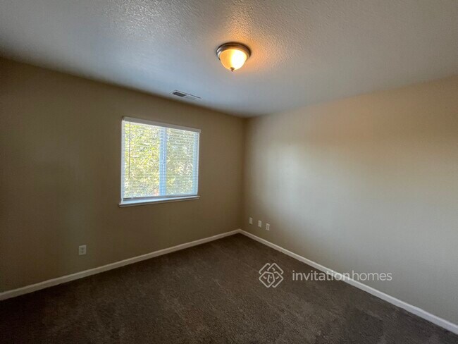 Building Photo - 1252 Paddington Way