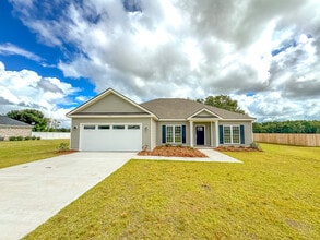 Building Photo - 116 Station Drive