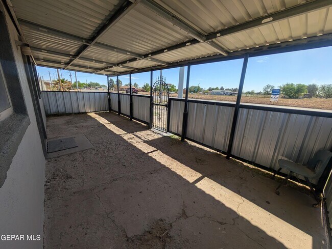 Building Photo - 11841 Socorro Rd