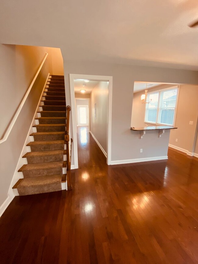 Building Photo - 3 bed 2.5 bath Condo in Germantown