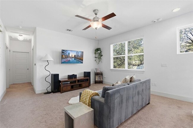 Building Photo - 6003 Duncanville Pass