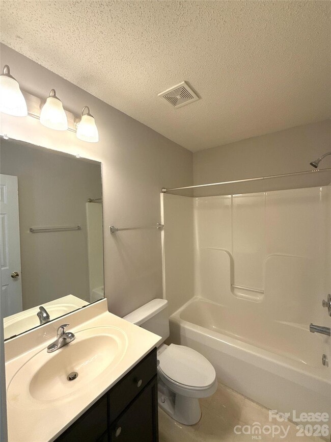Building Photo - 747 Mountainwater Dr