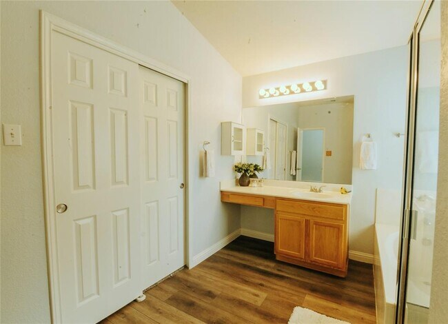 Building Photo - 17506 Bottle Springs Ln