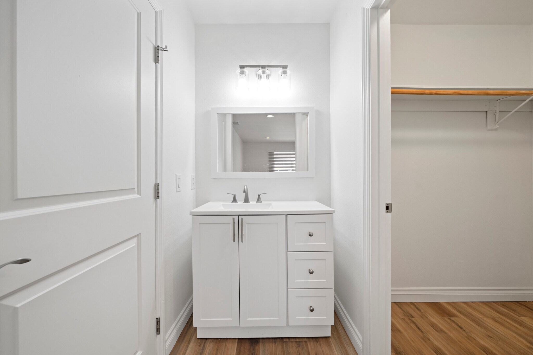 Building Photo - 12411 Osborne St