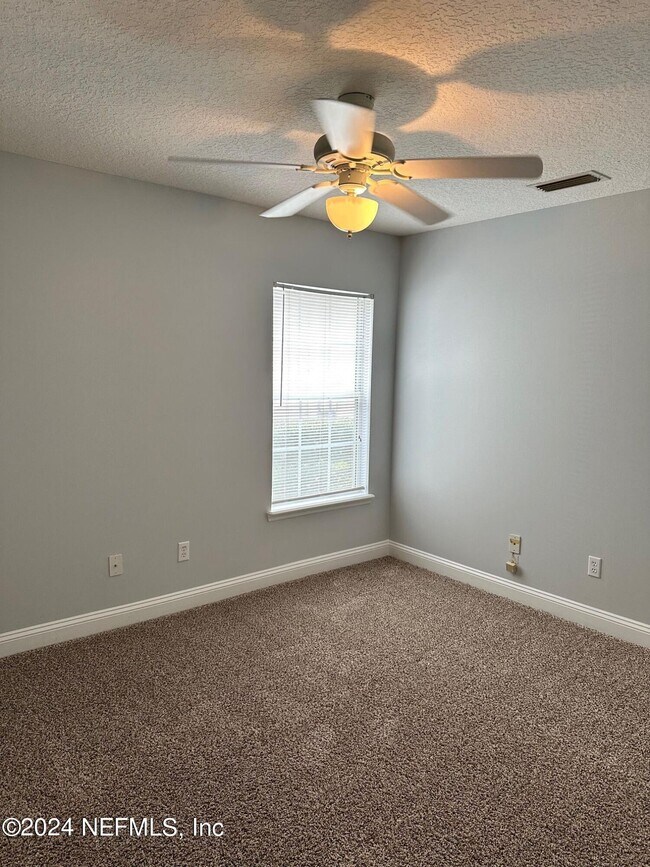 Building Photo - 1447 Barrington Cir