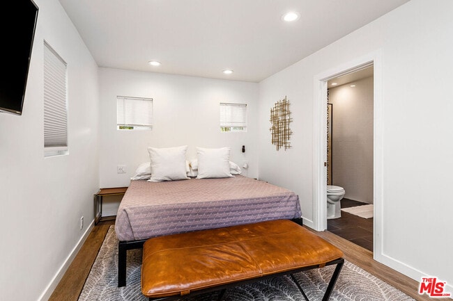 Building Photo - 717 Huntley Dr