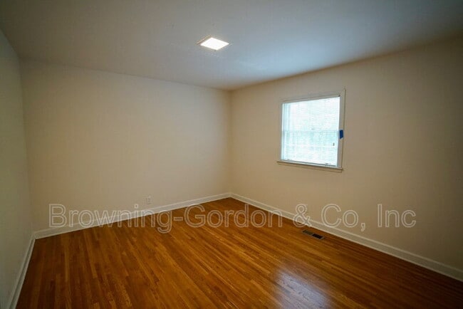 Building Photo - 5345 Green Valley Ct