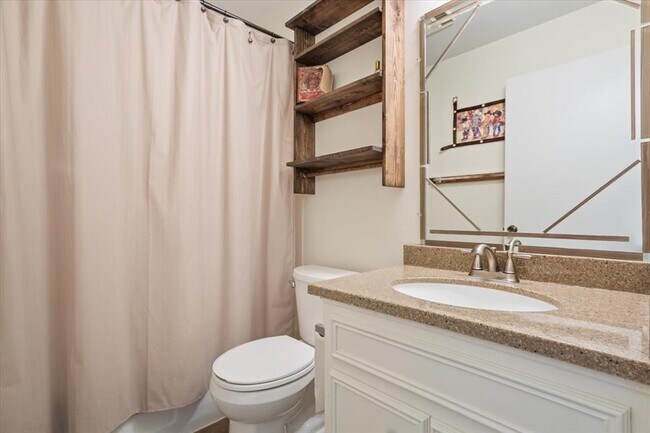 Building Photo - 1204 Lime Rock Dr