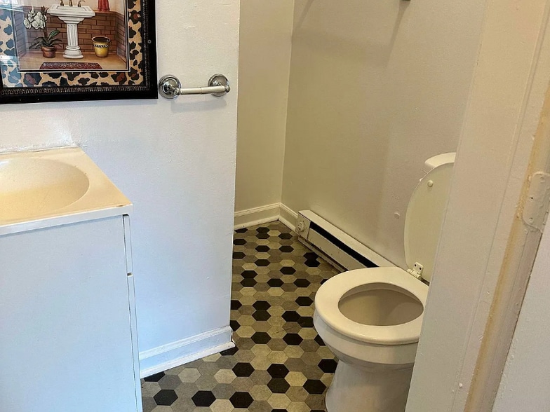 Building Photo - 4 Altamont Terrace