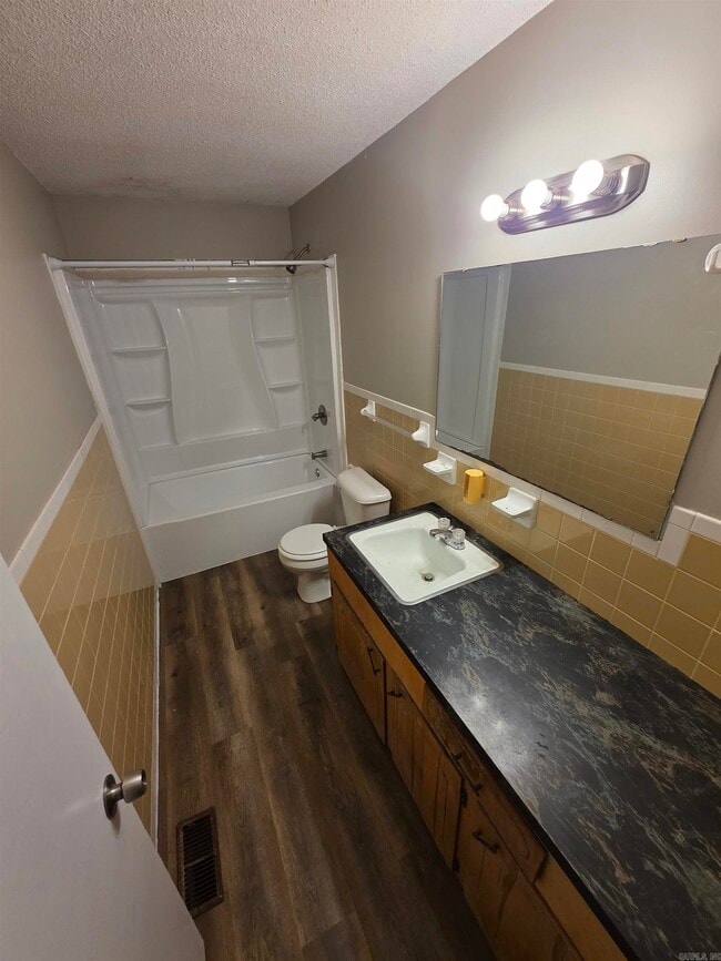 Building Photo - 17814 Batesville Pike