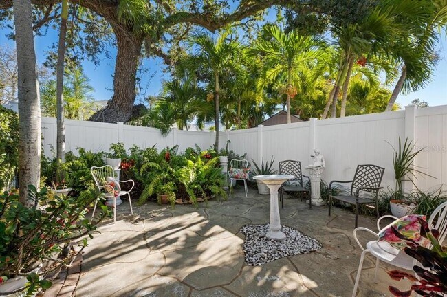 Building Photo - 1387 Moonmist Dr
