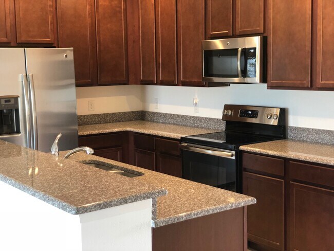 Primary Photo - 200 Primrose Dr