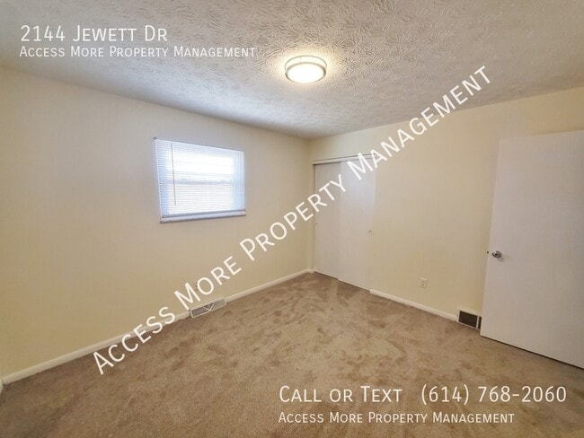 Building Photo - 2144 Jewett Dr