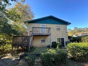 Building Photo - 1413 McCauley Rd