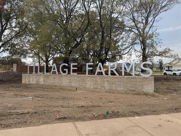 Building Photo - 619 Fisher Ln