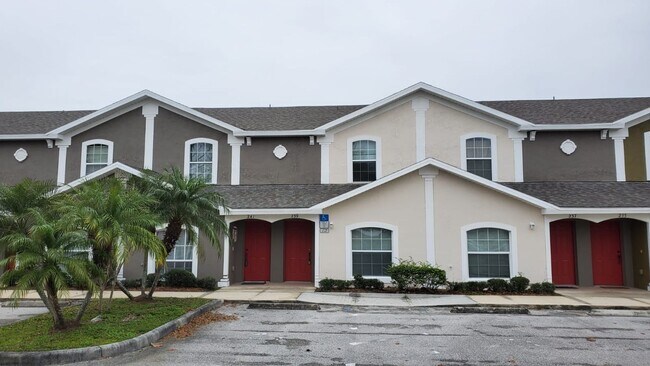 Building Photo - 239 Royal Palm Dr