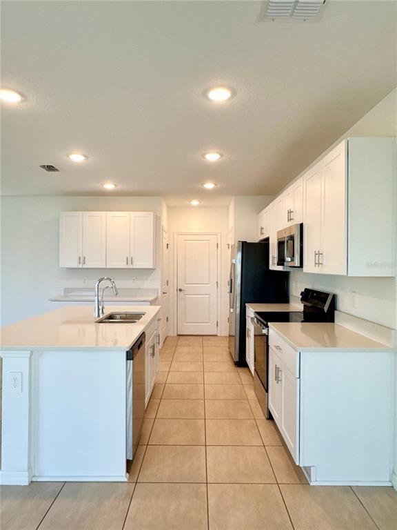 Building Photo - 337 Wayland Dr