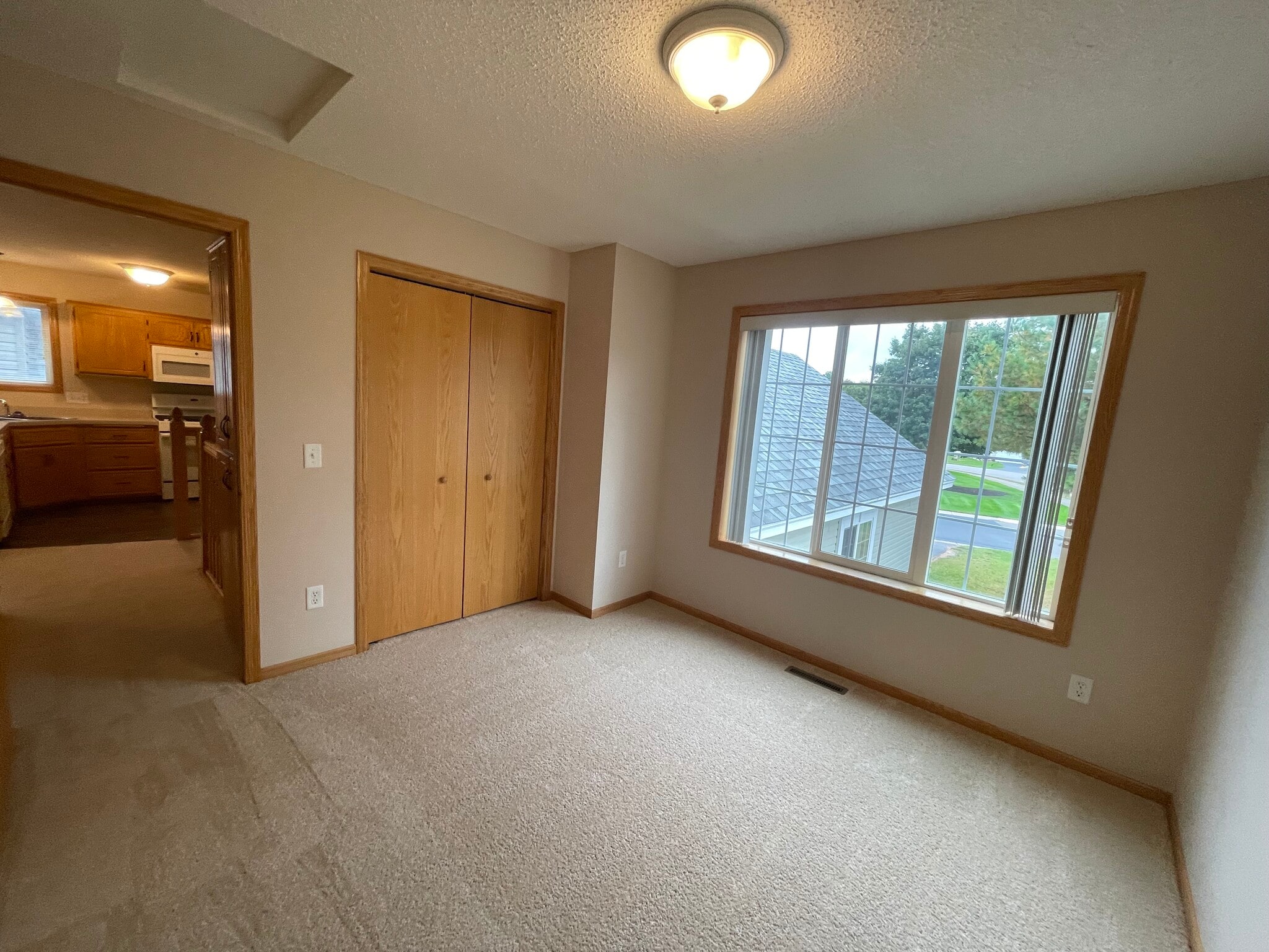Upper Bedroom - 23181 Dakotah St NW
