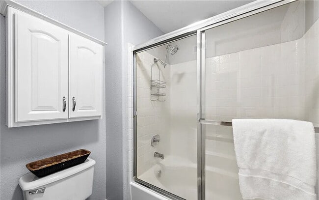 Building Photo - Discover modern living in this chic 1-bedr...