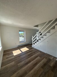 Building Photo - 38 W Broad St