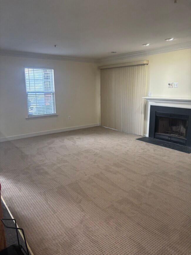 Building Photo - 4150 Crab Apple Ct