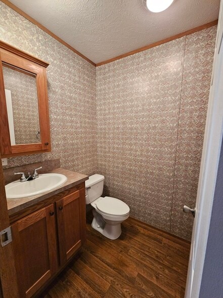 Building Photo - 3 Spruce Ln