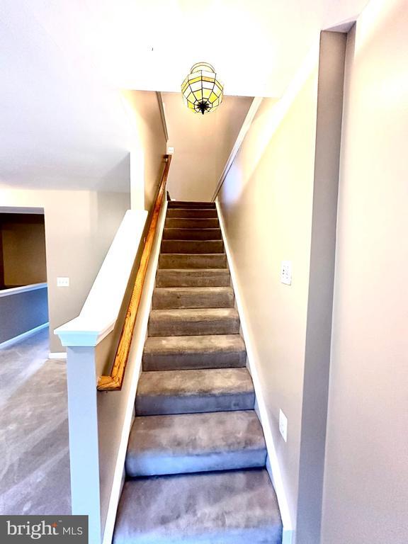 Building Photo - 21057 Pickerelweed Terrace