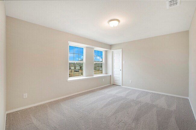 Building Photo - 1605 Katharina Ave