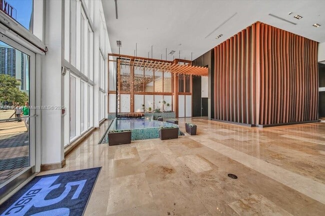 Building Photo - 50 Biscayne Blvd