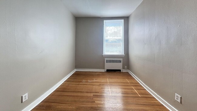 Building Photo - 6840 Marshall Rd