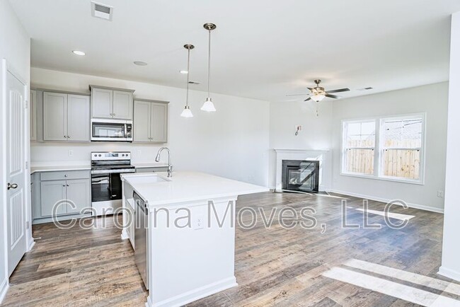 Building Photo - 300 Trail Branch Ct