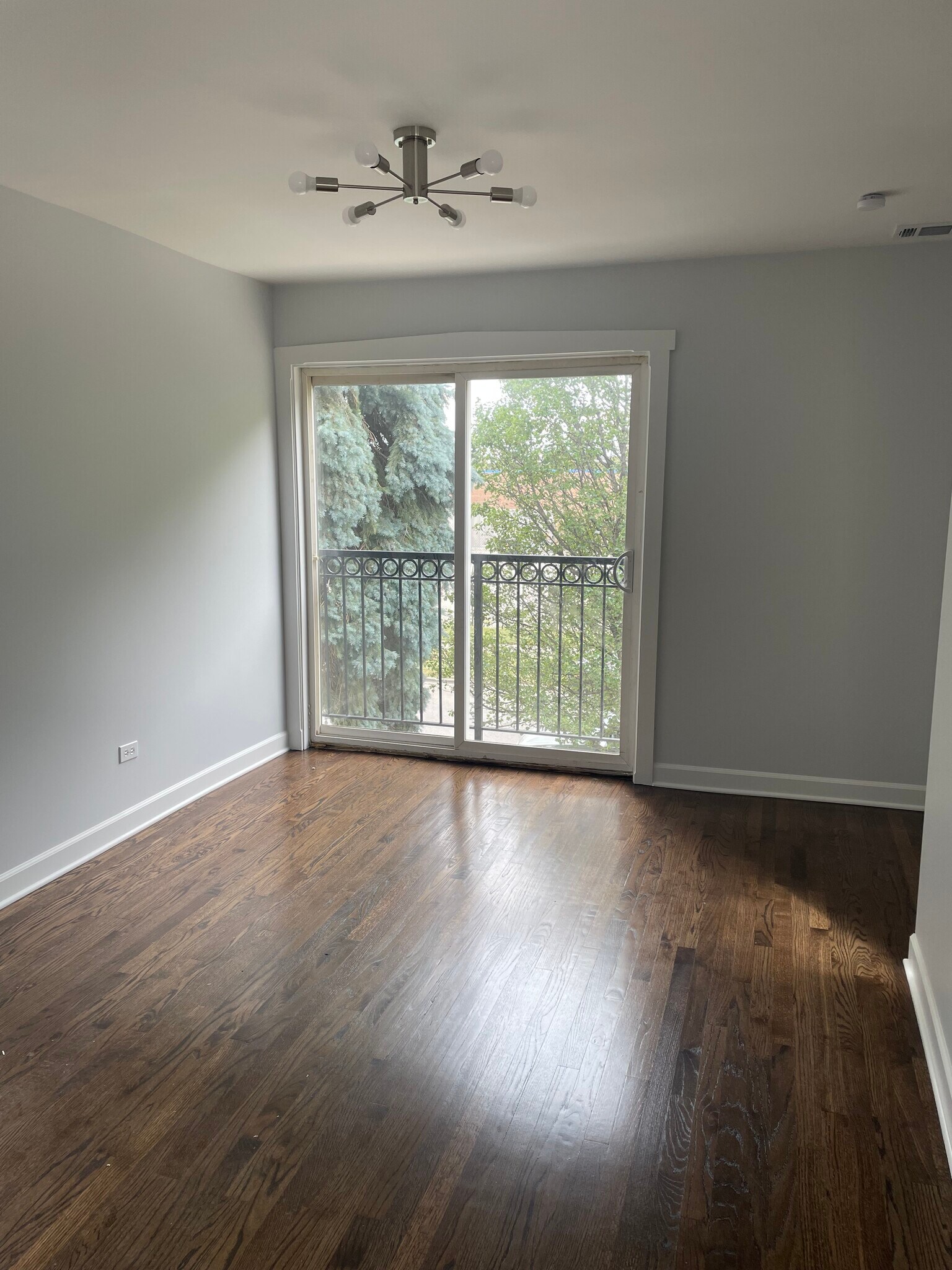 Building Photo - 4415 S Keeler Ave