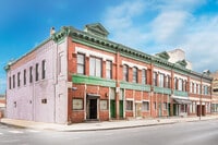 Building Photo - 262 W 26th St