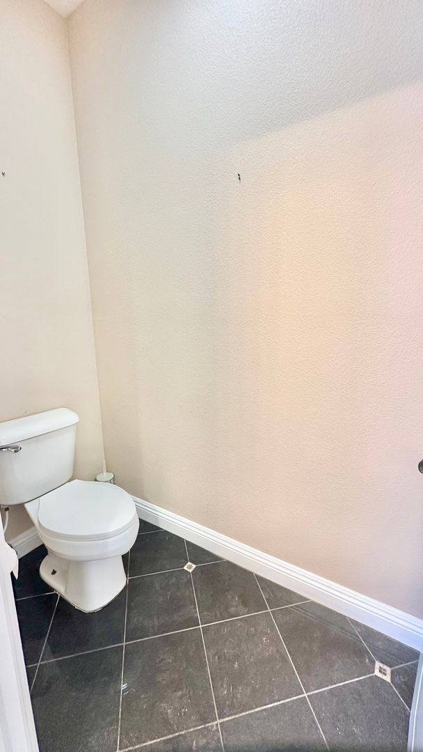 Building Photo - Stunning Two-Story Estate Home in the Gated and Lovely Champagne Crest Community of Fallbrook!