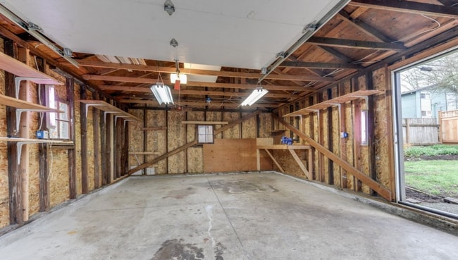 Building Photo - Charming 2 Bedroom 1 Bathroom Bungalow with Oversized 1 Car Garage and Large Manicured  Backyard ...